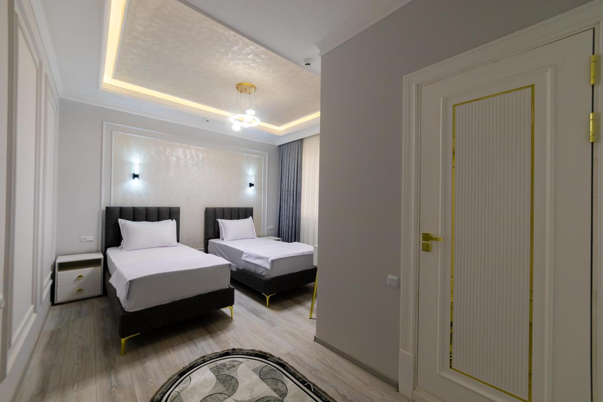 Isakhoja Hotel Khiva Esterno foto