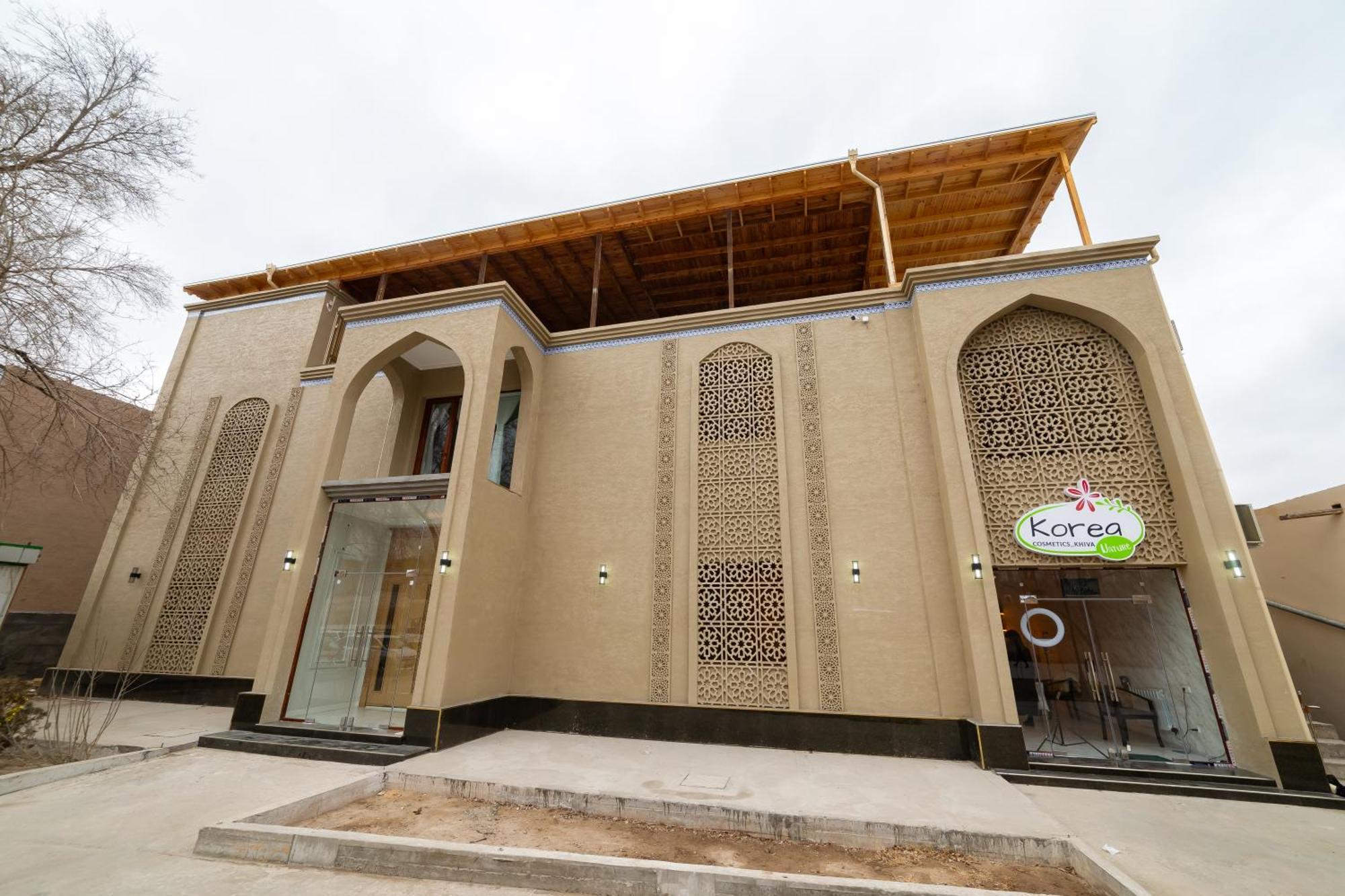Isakhoja Hotel Khiva Esterno foto