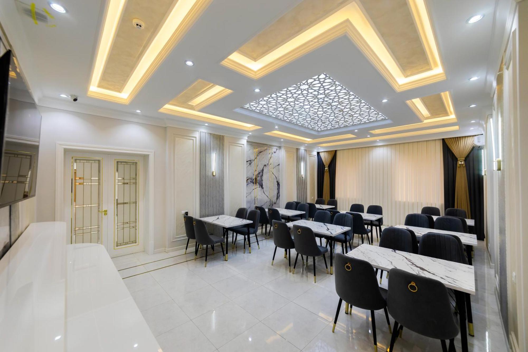 Isakhoja Hotel Khiva Esterno foto